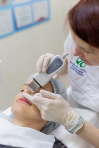 Ультразвуковая чистка лица в клинике косметологии Code Beauty Medicine